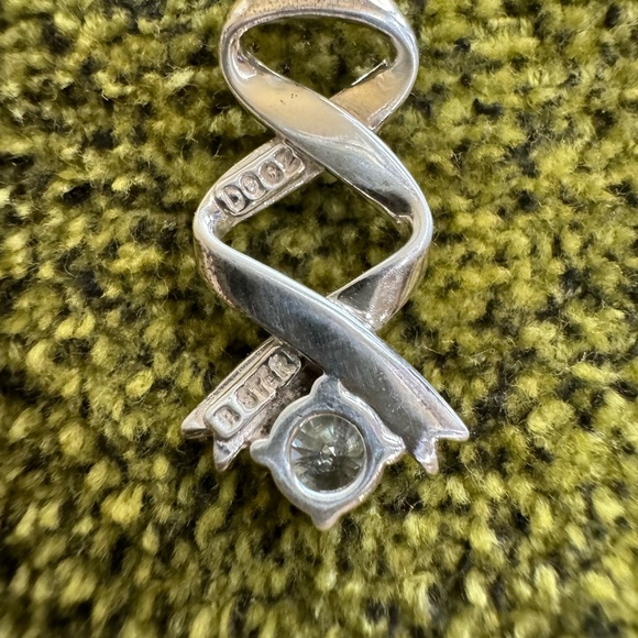 QVC Diamonique silver pendent - Picture 3 of 3